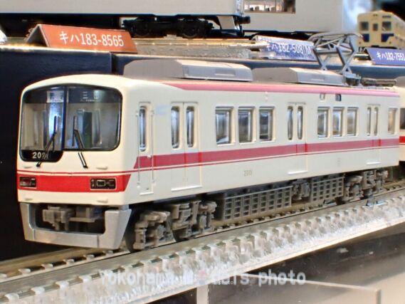 鉄道コレクション 神戸電鉄2000系2001編成3両セットA 2024年1月発売予定 品番:327394 トミーテック鉄道模型