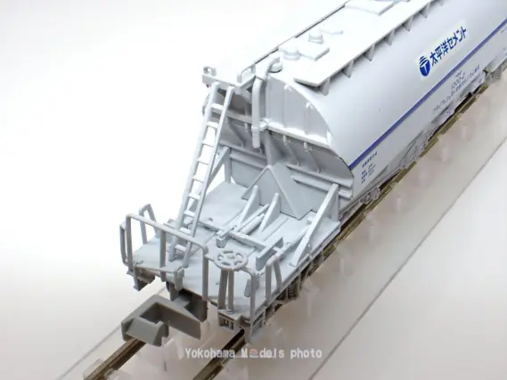 ホキ1000 太平洋セメント フライアッシュ・炭酸カルシウム専用が入線