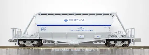 ホキ1000 太平洋セメント フライアッシュ・炭酸カルシウム専用が入線