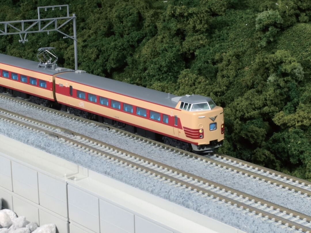 無料発送 10-1868 381系100番台「くろしお」6両基本セット KATO 鉄道