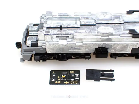 EF81（北斗星色）2023年仕様が入線です。TOMIX 7174 ｜ 製品情報｜製品