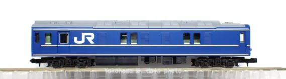 24系25形「北斗星・JR北海道仕様」が入線しました。 TOMIX 98835 98836