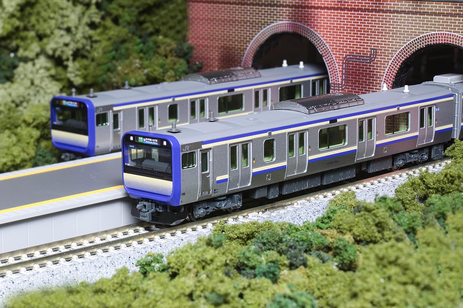 E235系1000番台横須賀・総武快速線 基本セット（4両） 2026年10月発売