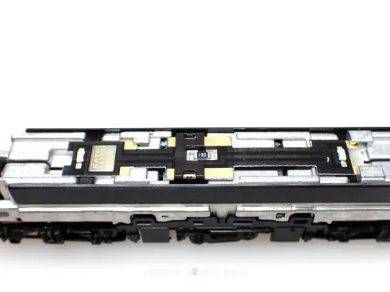 ED76 0 後期形 JR貨物更新車が入線です。KATO 3013-3 スロットレス