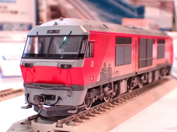 鉄道模型　2台まとめセット　レッドエクスプレス　詳細不明 10-1570_87-47-569x427.jpg