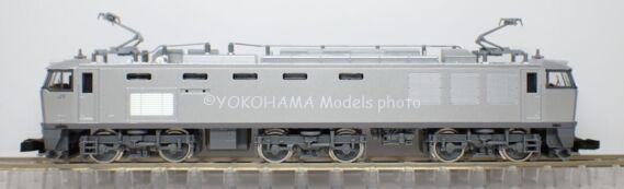 EF510形500番代（JR貨物仕様・銀色）が入線しました。TOMIX 7183