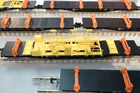 瑛心 JR チキ5500形貨車(JR西日本仕様)セット ｜製品情報｜製品検索｜鉄道