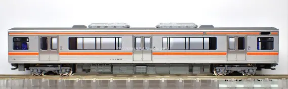 211系5600番台+313系2600番台(東海道本線)が入線しました。 KATO 10