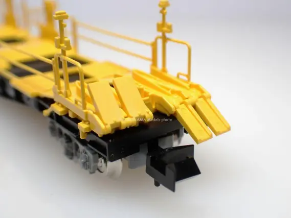チキ5500形貨車（JR西日本仕様）が入線しました。 TOMIX 98832 ｜ 製品