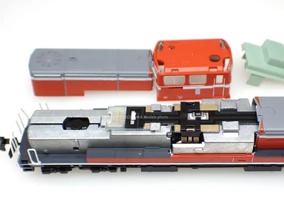 DD51 0番台 暖地形 が入線しました。KATO 7008-K ｜ 製品情報｜製品