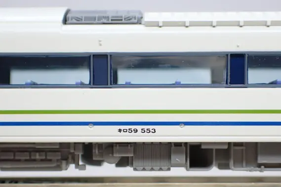 キロ59系 リゾートサルーン・フェスタが入線しました。MICROACE A3672