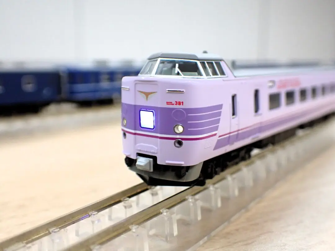 381系「スーパーやくも」4両セット 品番：10-1937 鉄道模型 KATO