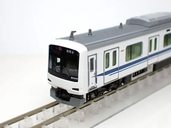 東急5050系4000番台4105編成（新幹線ラッピングトレイン）が入線しま