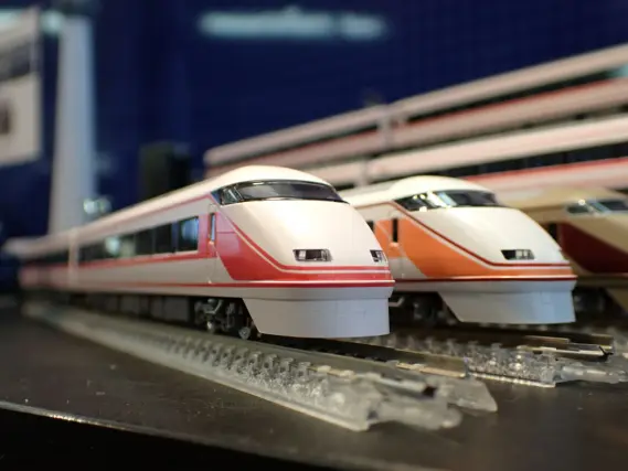 98879 東武100系スペーシア(いちごスペーシア)セット 東武100系スペーシア（いちごスペーシア）セット ｜製品情報