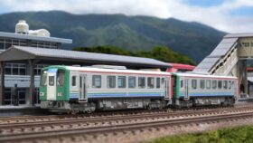 キハ120 300形ディーゼルカー（高山線・更新車）セット　品番：98144　鉄道模型　TOMIX(トミックス)
