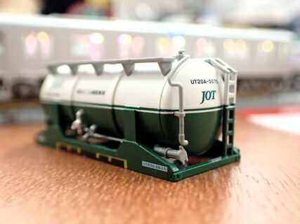 ﾎﾟﾎﾟﾝﾃﾞｯﾀ 8528 20ft タンクコンテナ UT20Aタイプ JOT(2個) ポポンデッタ Nゲージ 鉄道模型