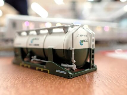 Nゲージ￼ 国鉄115-1000系近郊電車(湘南色・クモハ114-1500)セット ｜製品