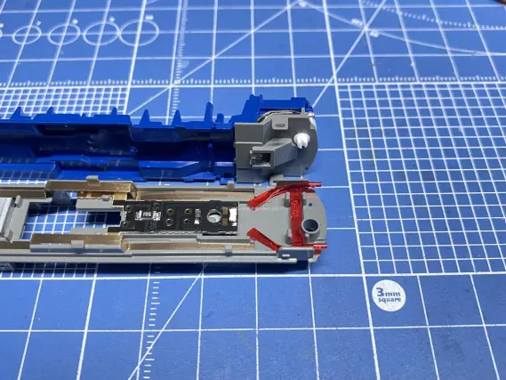 クハ381-12 しなの」をAssyパーツで組む。KATO 4850-5（10-2037