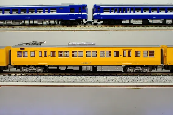 A7230 115系3000番台 濃黄色 クーラー交換車 4両セット(動力付き) Nゲージ 鉄道模型 MICRO ACE(マイクロエース) 115系3000番台 濃黄色 クーラー交換車 (4両セット) (鉄道模型