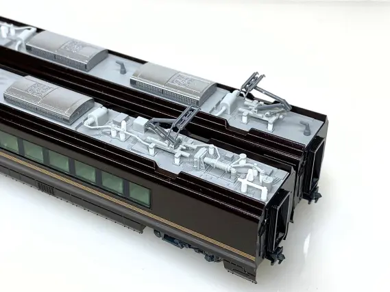 E655系 なごみ(和)と特別車両が入線しました。 KATO 10-1991