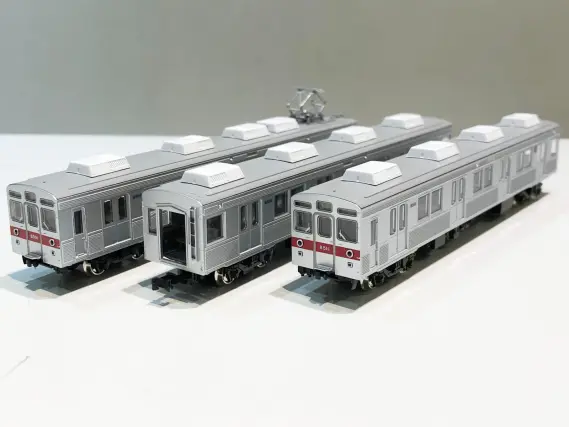 WEB限定お買い得商品の新着アイテム 長野電鉄8500系（8501編成）3両編成セット 品番：10500 鉄道模型 鉄道模型
