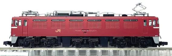 ED76 0番代 後期形 JR九州仕様が入線です。 TOMIX 7190