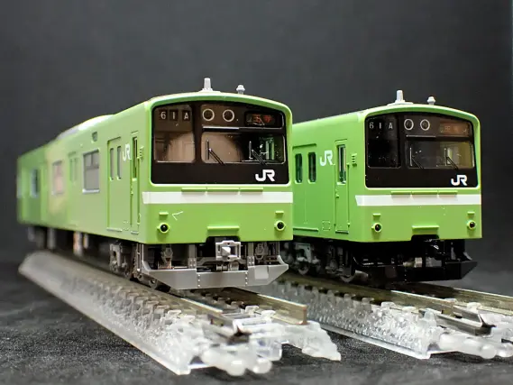 201系通勤電車（JR西日本30N更新車・ウグイス・混色床下)セット 品番