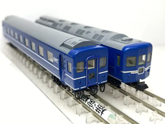 24系25形 寝台特急（なは）が入線しました。 TOMIX 98858