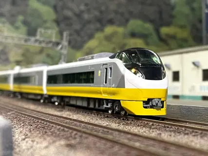 No.45鉄道Nゲージジオラマ車両.貨車、バス付き Reproduce the rail transportation freight train in Japan