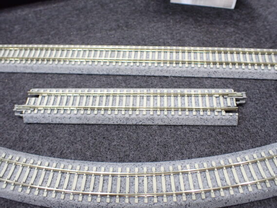 KATO 20-028 PC直線線路124mm (4本入) カトー Nゲージ 鉄道模型
