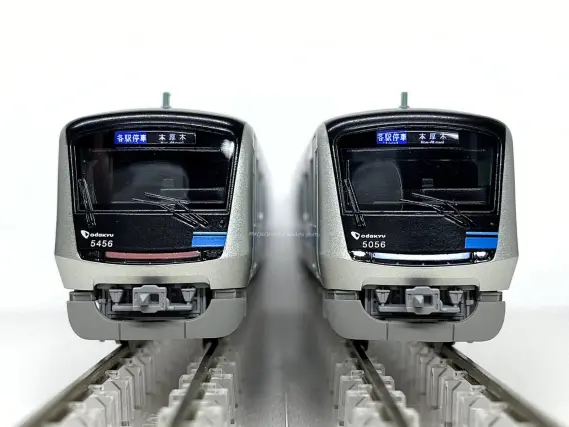 小田急5000形 5056編成が入線しました。 ポポンデッタ 6081 / 6082