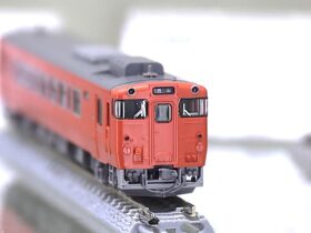 JR キハ40 2000形(JR西日本更新車・首都圏色 岡山気動車支所) (M)　品番：7442　鉄道模型　TOMIX(トミックス)