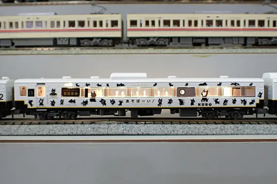 マイクロエース　キハ183系-0番台　ニューカラー　1/80スケール Amazon | マイクロエース H-1-001 キハ183系0番台 特急