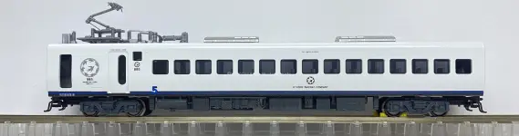 885系（2次車） 南福岡車両区所属 SM8編成が入線です。 KATO 10-1952