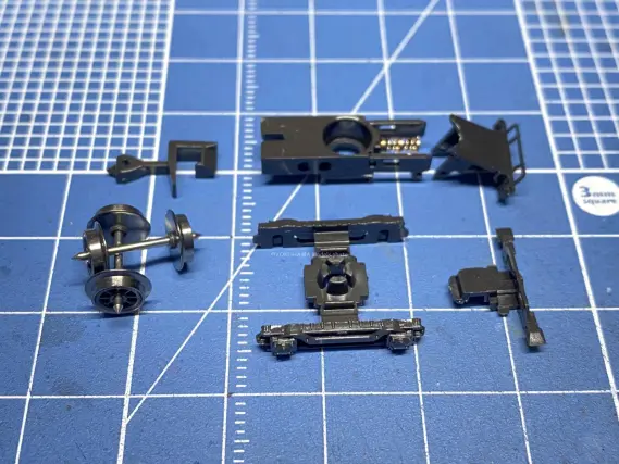 EF58 66号機 竜華機関区 を弄る。先台車ショート化 KATO 3040-1