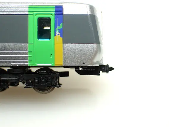 785系300番代 特急「スーパー白鳥」用増結改造車 NE-303編成が入線しま