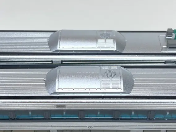 785系300番代 特急「スーパー白鳥」用増結改造車 NE-303編成が入線しま