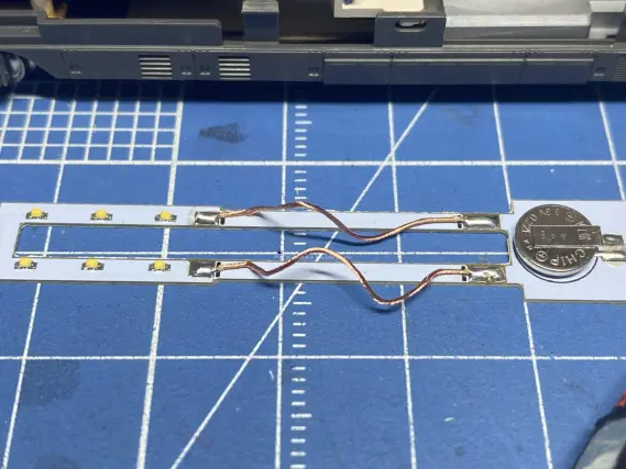 E26系「カシオペアクルーズ」を弄る。 DENSHA.me製 専用蓄電式室内灯を