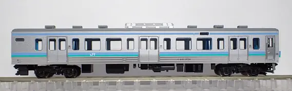 211系3000番台（長野色）N313編成が入線です。 KATO 10-1852 3両セット