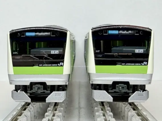 E233系7000番台 埼京線開業40周年記念ラッピング 先頭車2両セッ ト