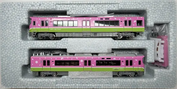 ハピラインふくい521系（フルラッピング編成）HF10編成が入線です