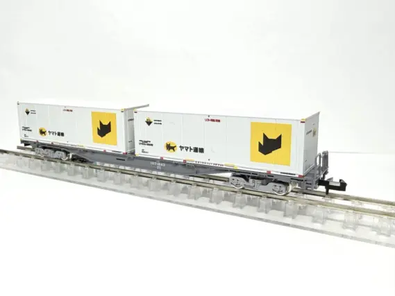 コキ107-1843・UV51A-38000番台 新塗装・ヤマト運輸コンテナが入線しま