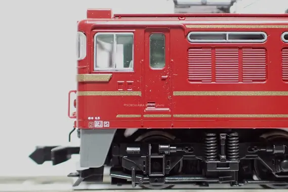 ED75 700番台 前期形 オリエントサルーン色が入線しました。 KATO 3075