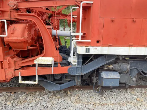 DD14 317 標準色 晩年 ロータリー式除雪機関車が入線しました