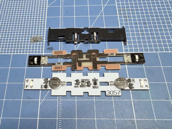 EF63 3次形JR仕様を弄る。DENSHA.me製 新型ライトユニット取付（蓄電式