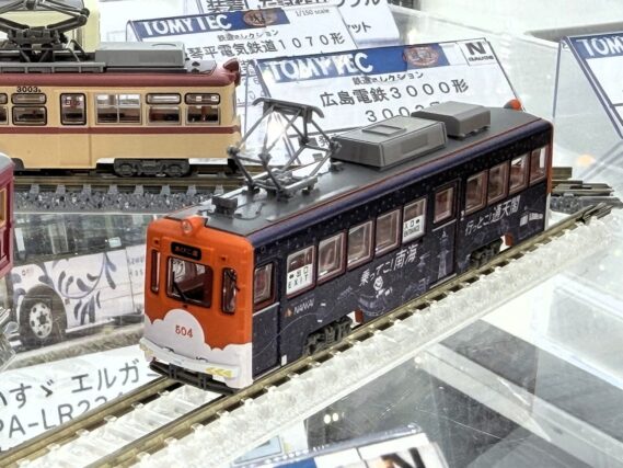ジオコレ 340379 鉄道コレクション 阪堺電車モ501形504号車 (乗ってこ!南海 行っとこ!通天閣ラッピング) ジオコレ Nゲージ 鉄道模型