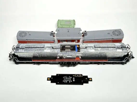 DD51 800番代（ぐんま車両センター）セットが入線しました。 TOMIX