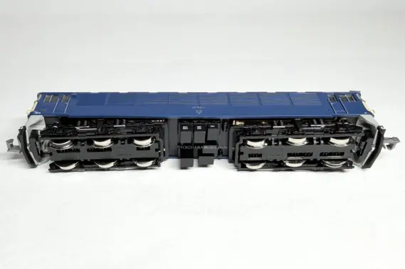 国鉄 EF62 11 お召（1次形）が入線です。 Microace（マイクロエース