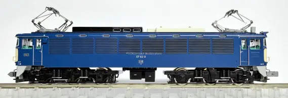 国鉄 EF62 11 お召（1次形）が入線です。 Microace（マイクロエース