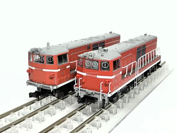 Nゲージ　DD14形ディーゼル機関車 333・334号機 標準色 重連セット DD14 333 + DD14 334 標準色(ロータリーヘッドなし) 重連セットが入線